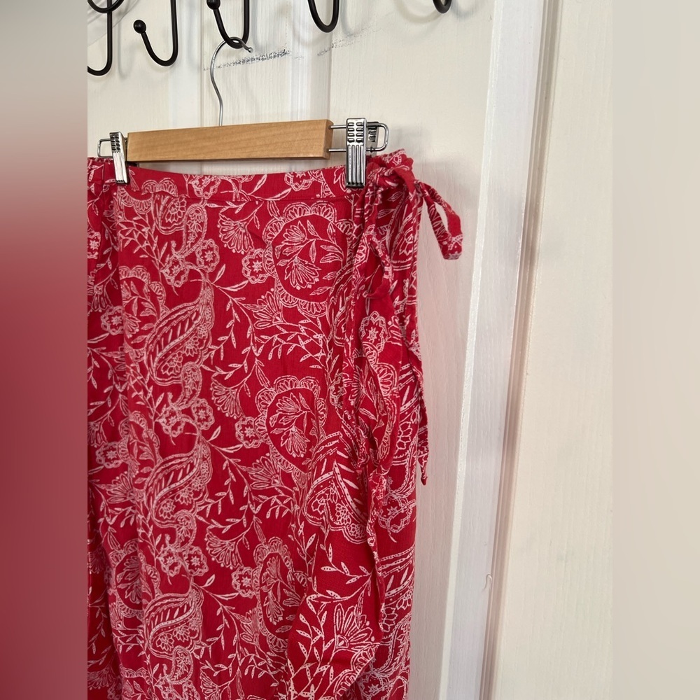 Picnic Red White Paisley Floral Wrap Midi Skirt M Tie Waist - Picture 7 of 12